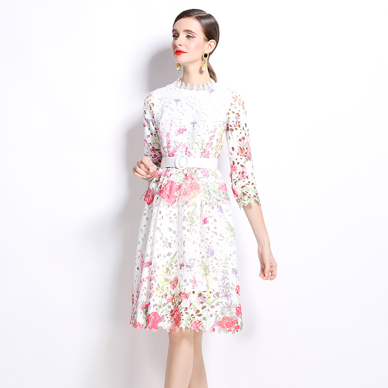 Slim long sleeve hollow fashion lace dress