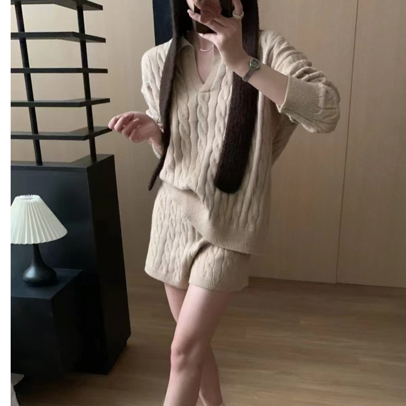 Winter pullover shorts lazy Casual sweater a set for women