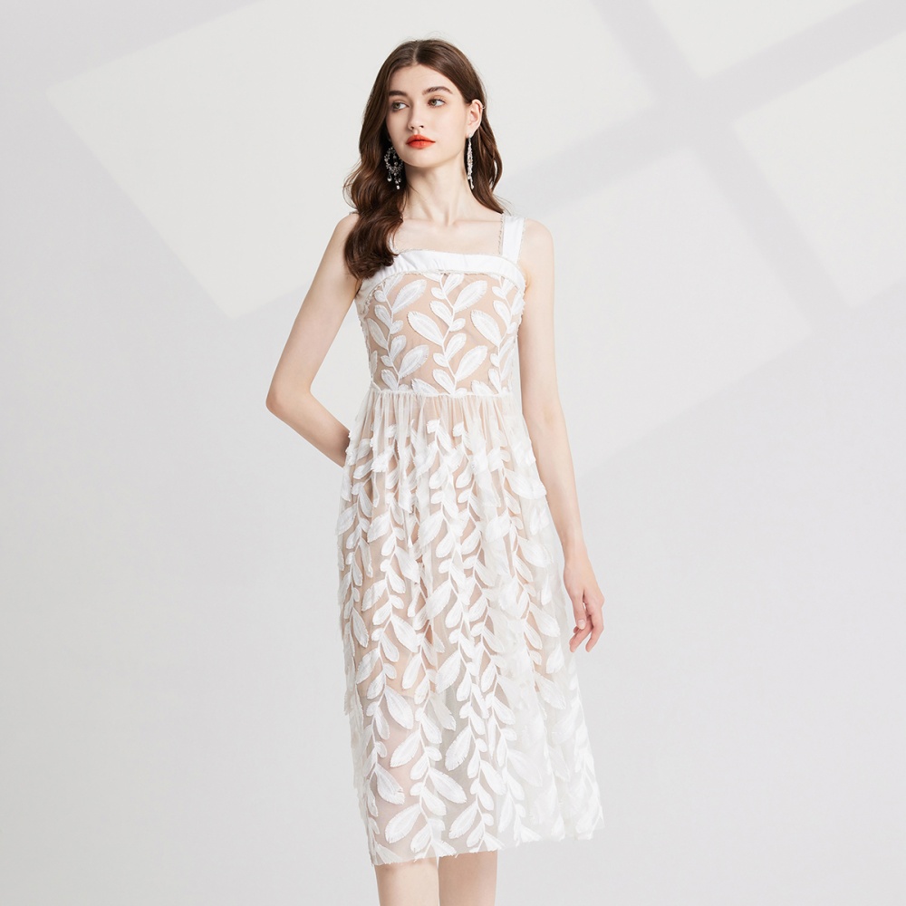 Hepburn style gauze leaves niche slim embroidery dress