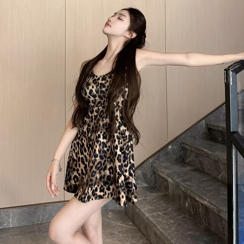 Spicegirl pinched waist printing dress slim leopard vest