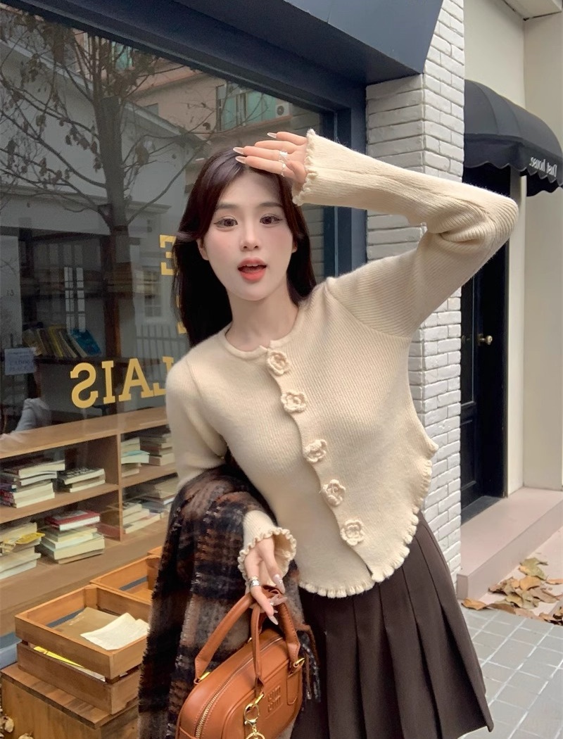 Rose autumn and winter sweater knitted bottoming shirt