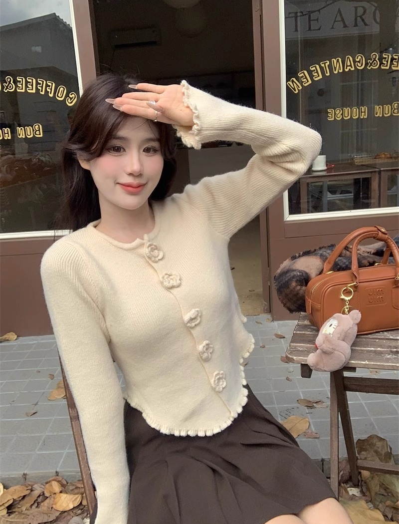 Rose autumn and winter sweater knitted bottoming shirt