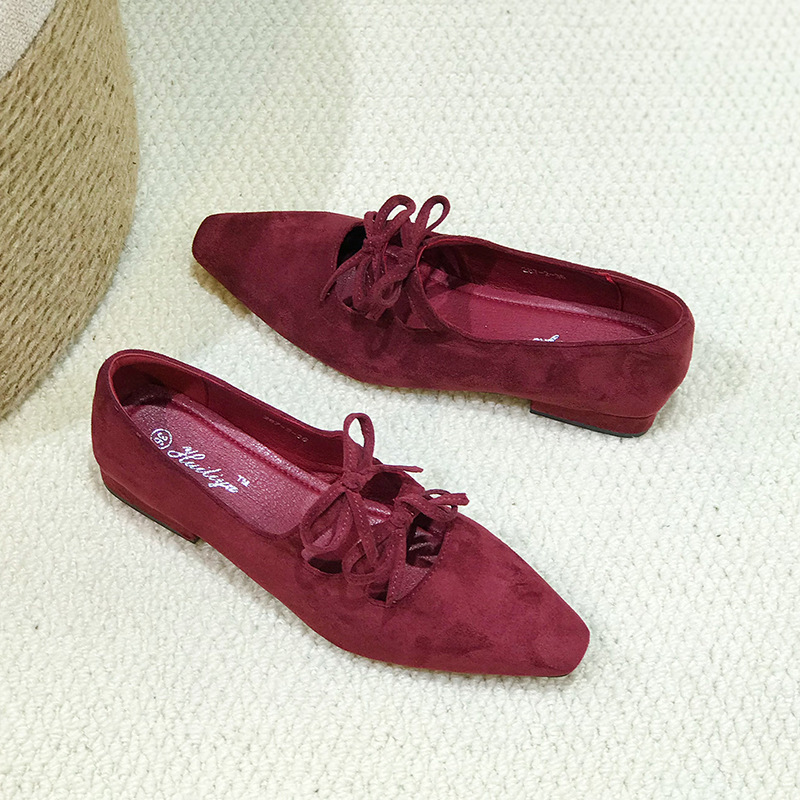 Pointed spring and autumn thick low shoes for women