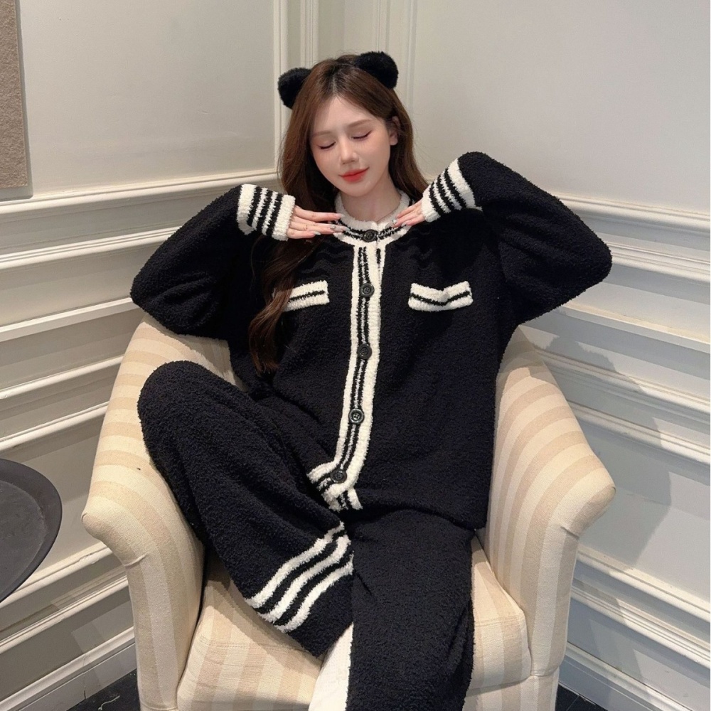 Homewear chanelstyle plus velvet pajamas a set for women