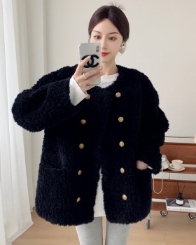 Autumn chanelstyle winter wool lambs wool thermal coat