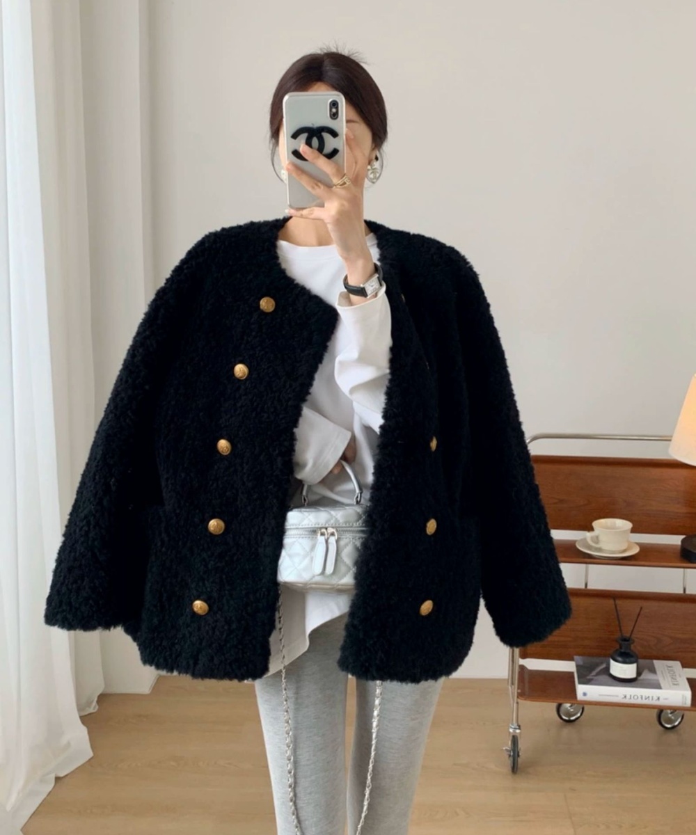 Autumn chanelstyle winter wool lambs wool thermal coat