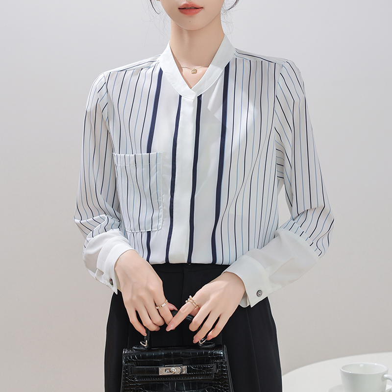 Long sleeve autumn simple stripe shirt