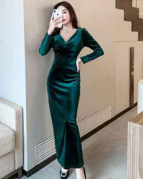 Bottoming long sleeve dress sexy V-neck formal dress