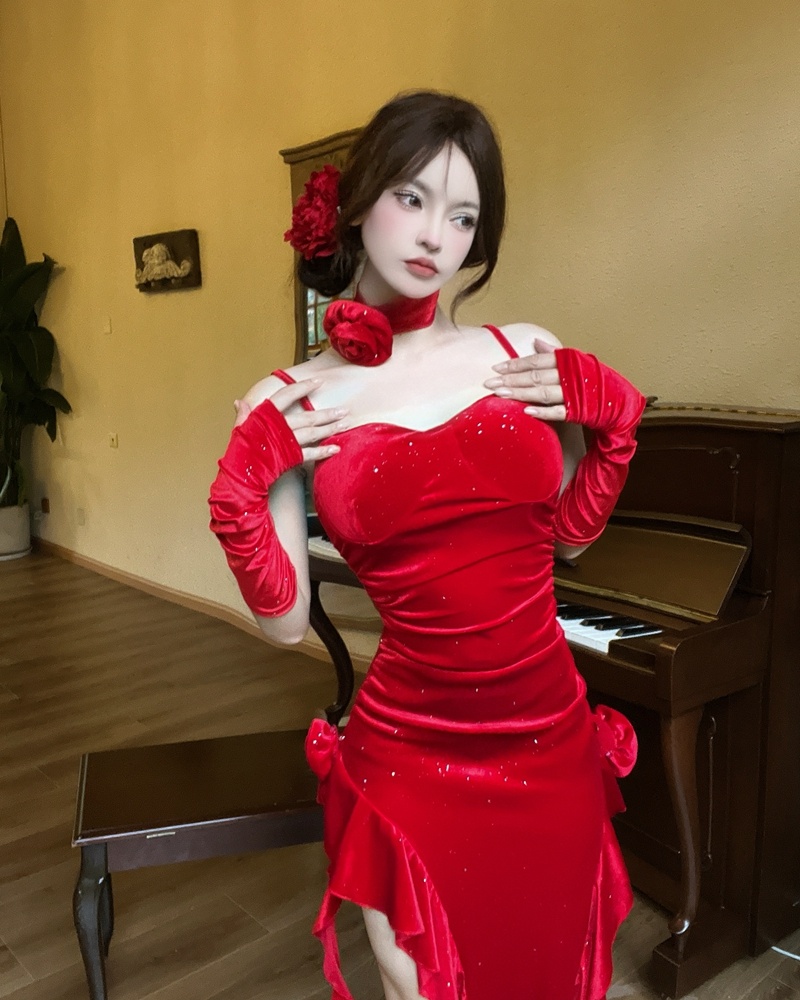 Streamer temperament dress sling red long dress