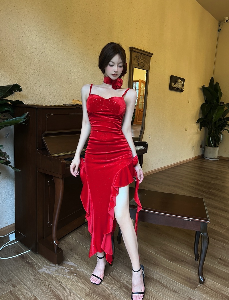 Streamer temperament dress sling red long dress