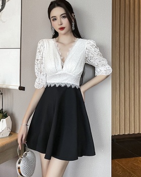 Temperament night show lace dress sexy black-white T-back