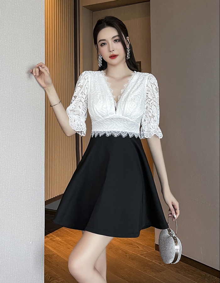 Temperament night show lace dress sexy black-white T-back