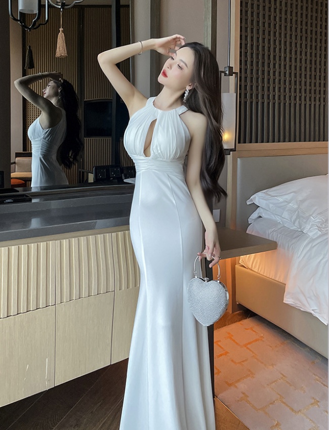 Temperament night show formal dress white halter dress