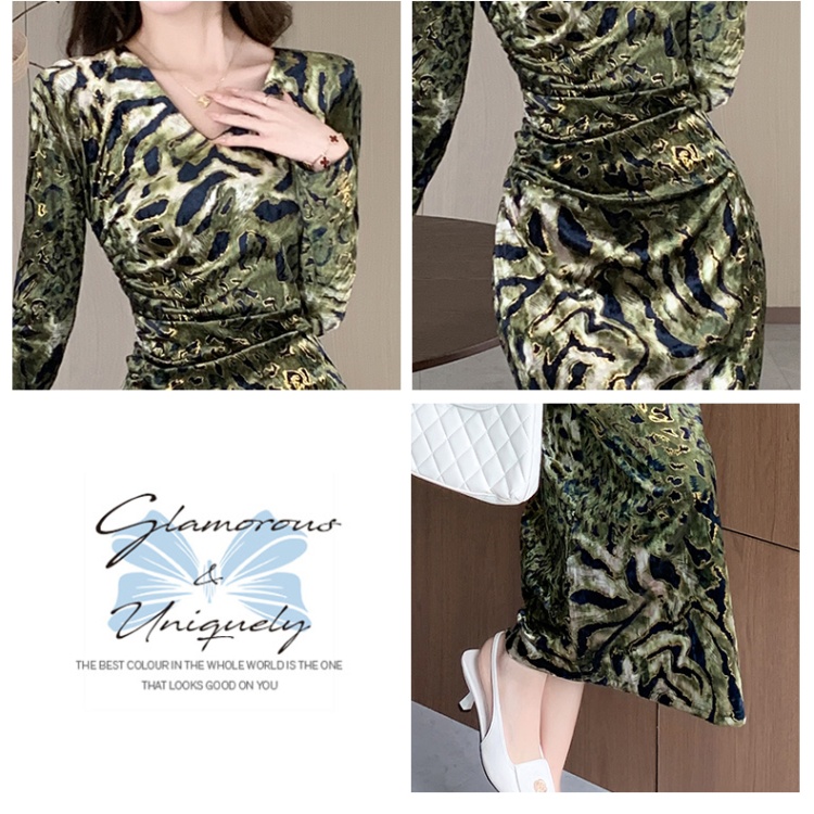 Fold inside the ride temperament leopard dress