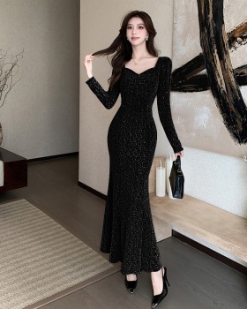 Mermaid ladies dress autumn and winter simple long dress