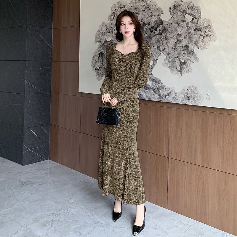 Mermaid ladies dress autumn and winter simple long dress