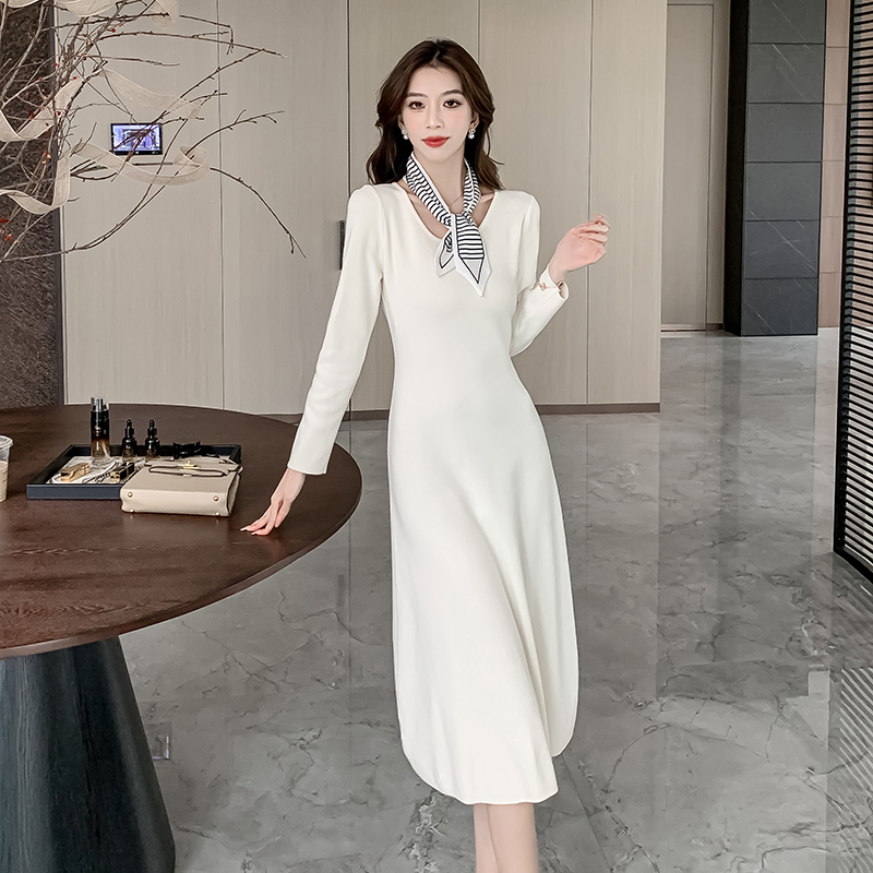 Long sleeve high waist scarf knitted simple dress