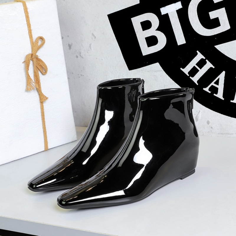 All-match patent leather fashion slipsole ankle boots