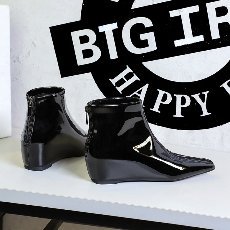 All-match patent leather fashion slipsole ankle boots