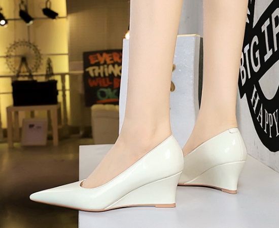 High-heeled patent leather slipsole slim shoes for women