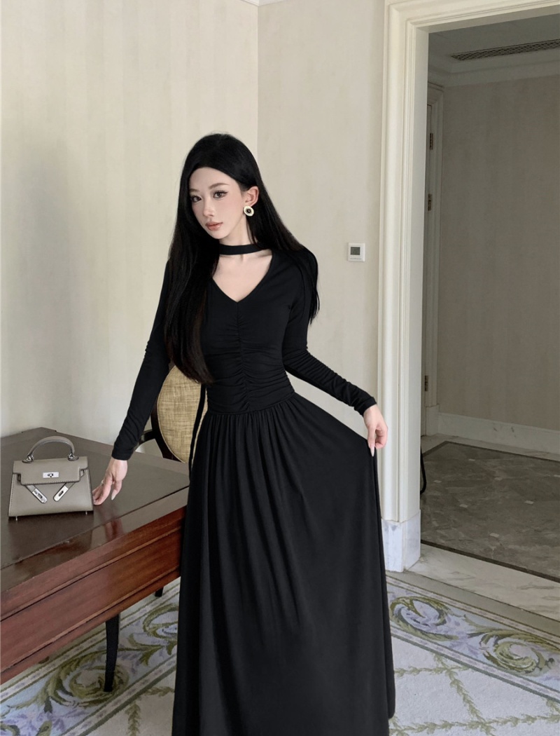 Niche A-line autumn and winter streamer fold dress for women