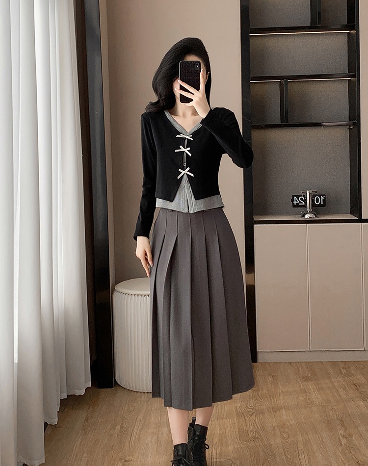 Casual Pseudo-two cardigan mixed colors short skirt