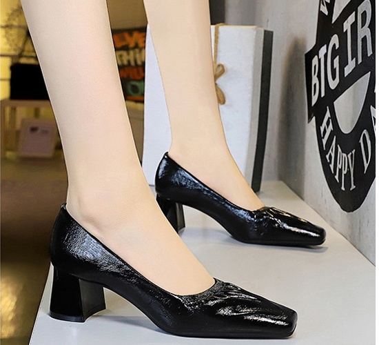 All-match thick low commuting folds shoes for women