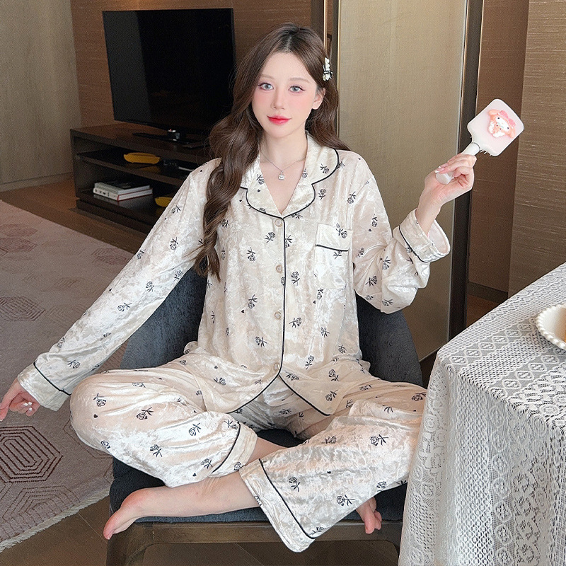 Autumn and winter homewear sweet pajamas a set for women