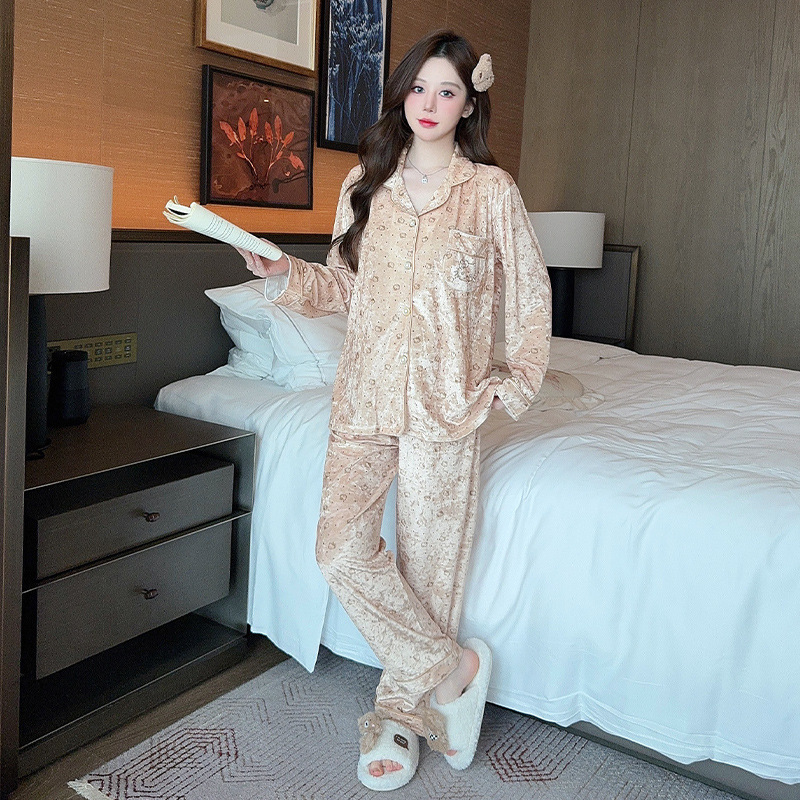 Homewear autumn and winter pajamas a set for women