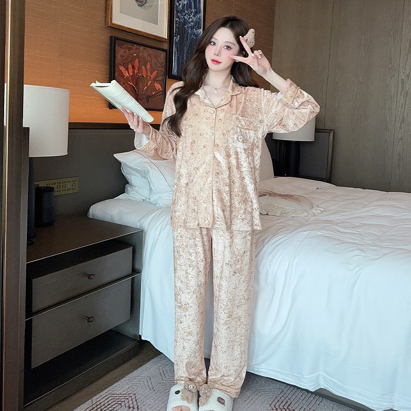 Homewear autumn and winter pajamas a set for women