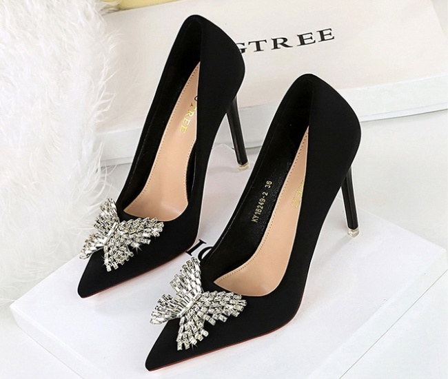 Low metal shoes banquet high-heeled shoes for women