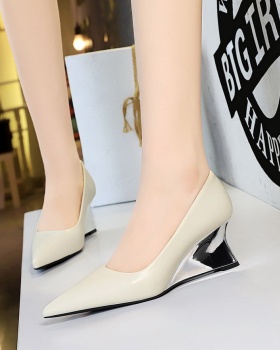 Pointed high-heeled shoes slipsole shoes for women