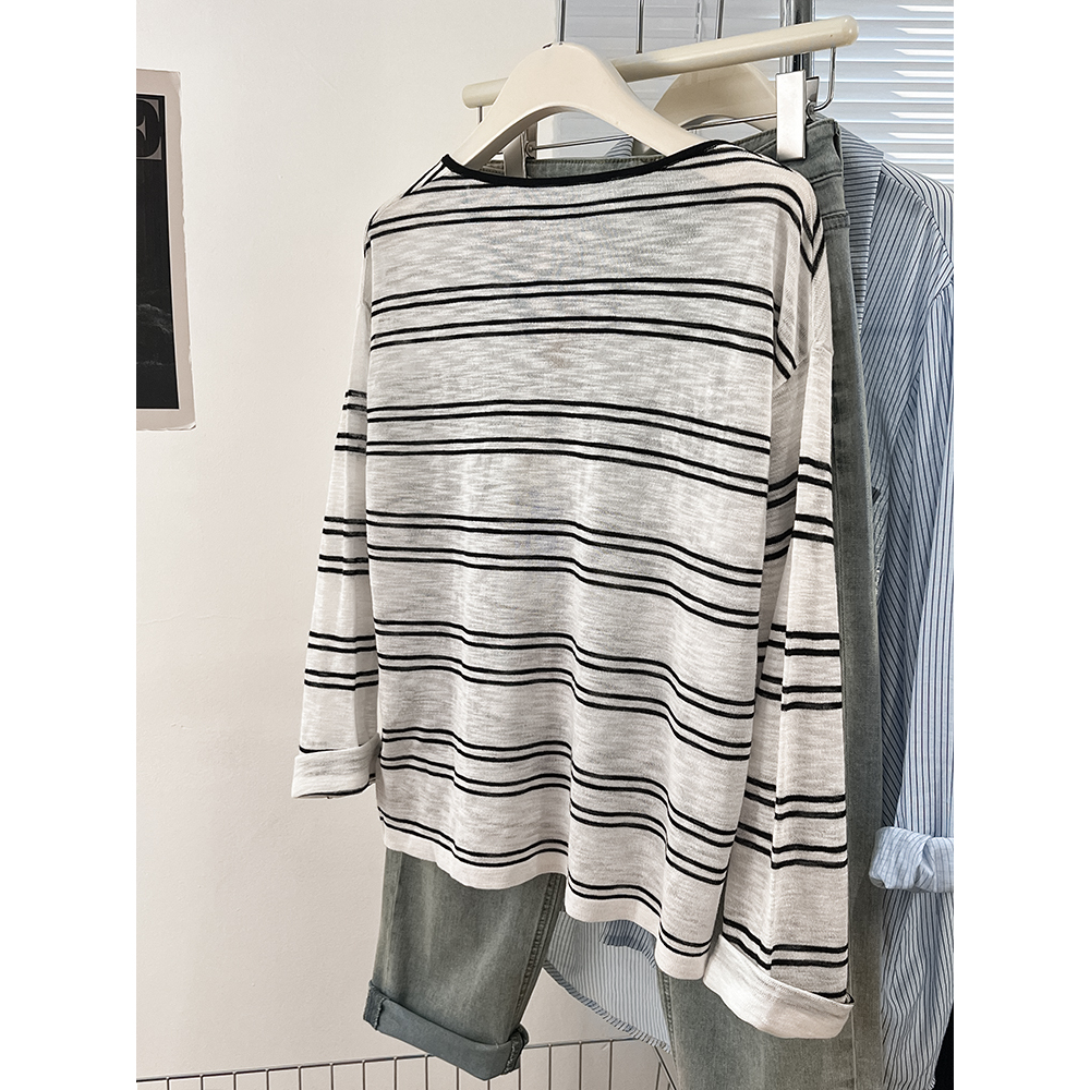 Sunscreen stripe lazy tops V-neck knitted niche T-shirt