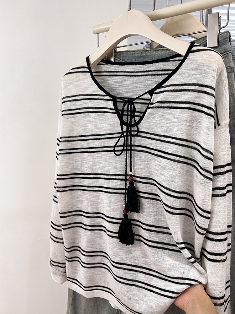 Sunscreen stripe lazy tops V-neck knitted niche T-shirt