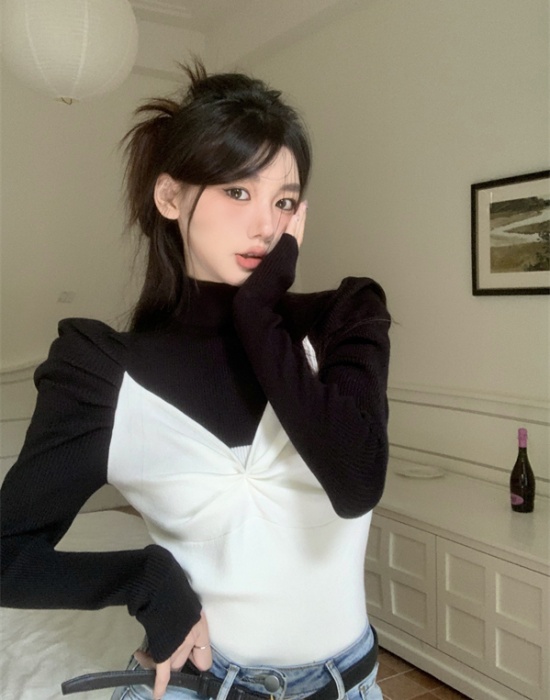 Knitted long sleeve sweater Pseudo-two bottoming shirt