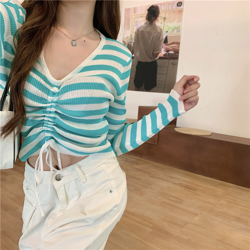 V-neck long sleeve temperament stripe sweater