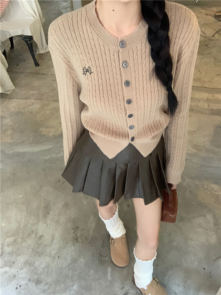 Bow embroidery twist coat long sleeve round neck sweater