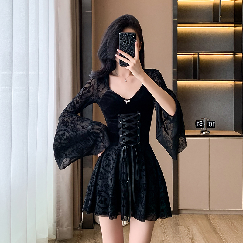 Velvet ghost maiden black retro dress