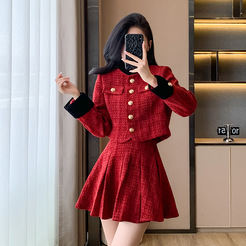 Red spring and autumn skirt pleated coat 2pcs set