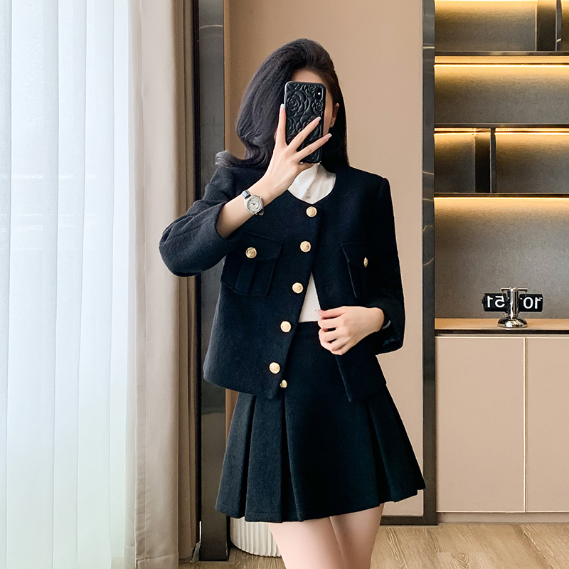 Chanelstyle skirt temperament coat a set for women