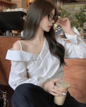 Korean style slim long sleeve white V-neck shirt for women