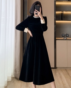 Slim velvet black dress pinched waist Hepburn style long dress