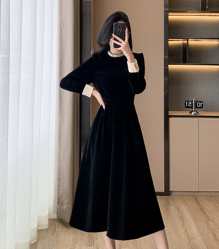 Slim velvet black dress pinched waist Hepburn style long dress