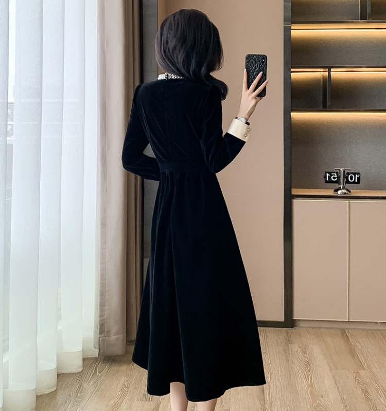 Slim velvet black dress pinched waist Hepburn style long dress