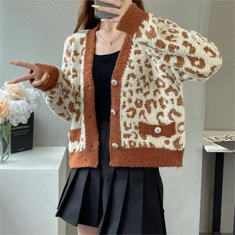 Leopard V-neck cardigan jacquard sweater for women