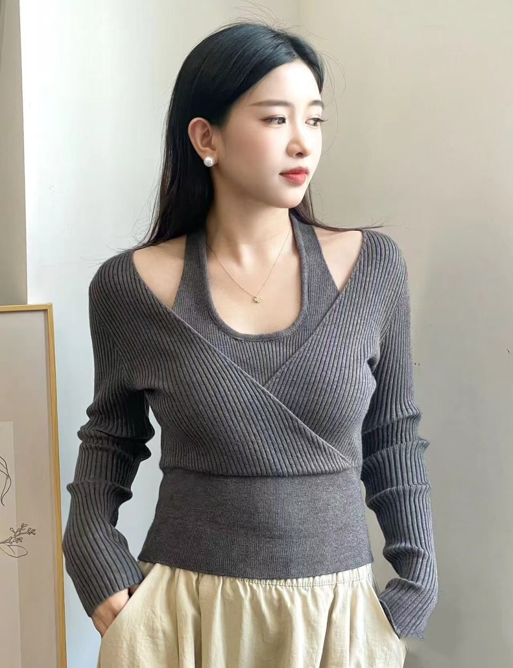 Short halter tops pit stripe gray sweater for women