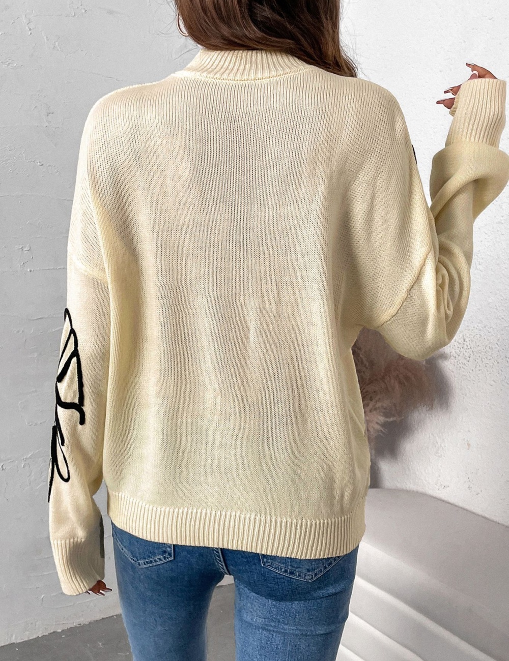 Half high collar European style flower autumn sweater