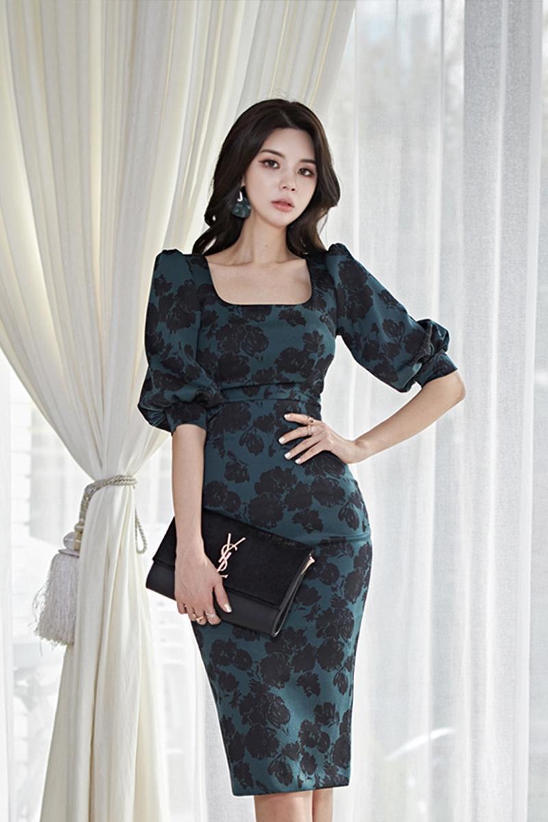 Korean style square collar pinched waist autumn dress