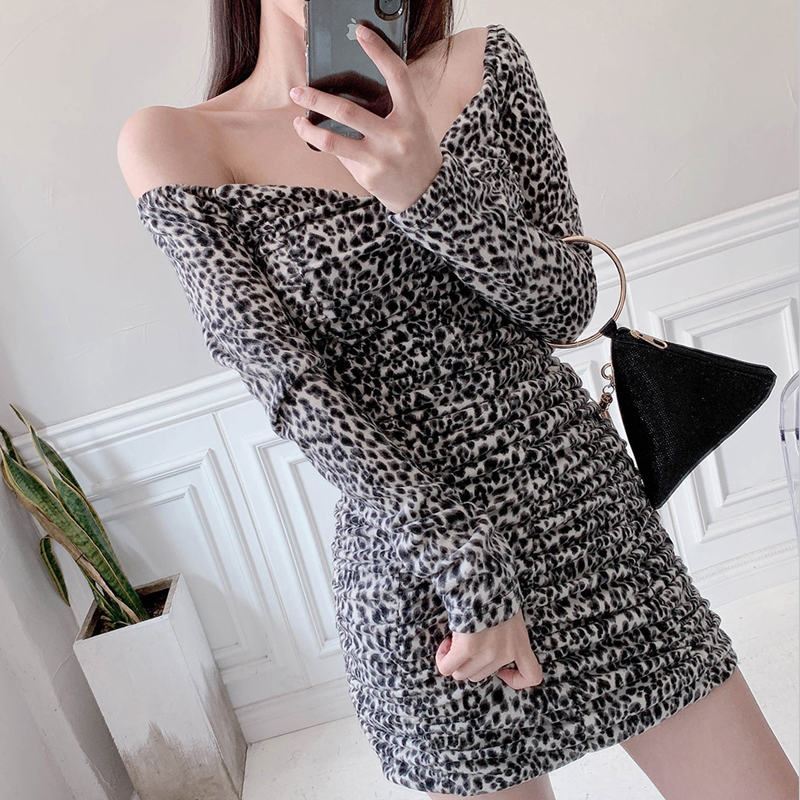 Lady slim T-back spring and autumn V-neck dress