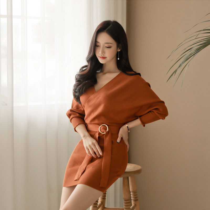 Korean style knitted T-back frenum lady sweater